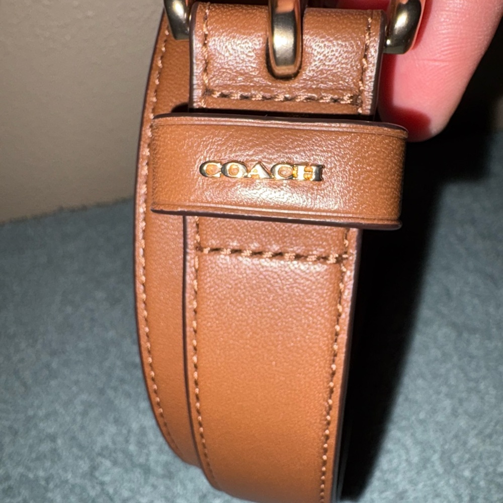 Women’s Coach Saddle color Leather Belt